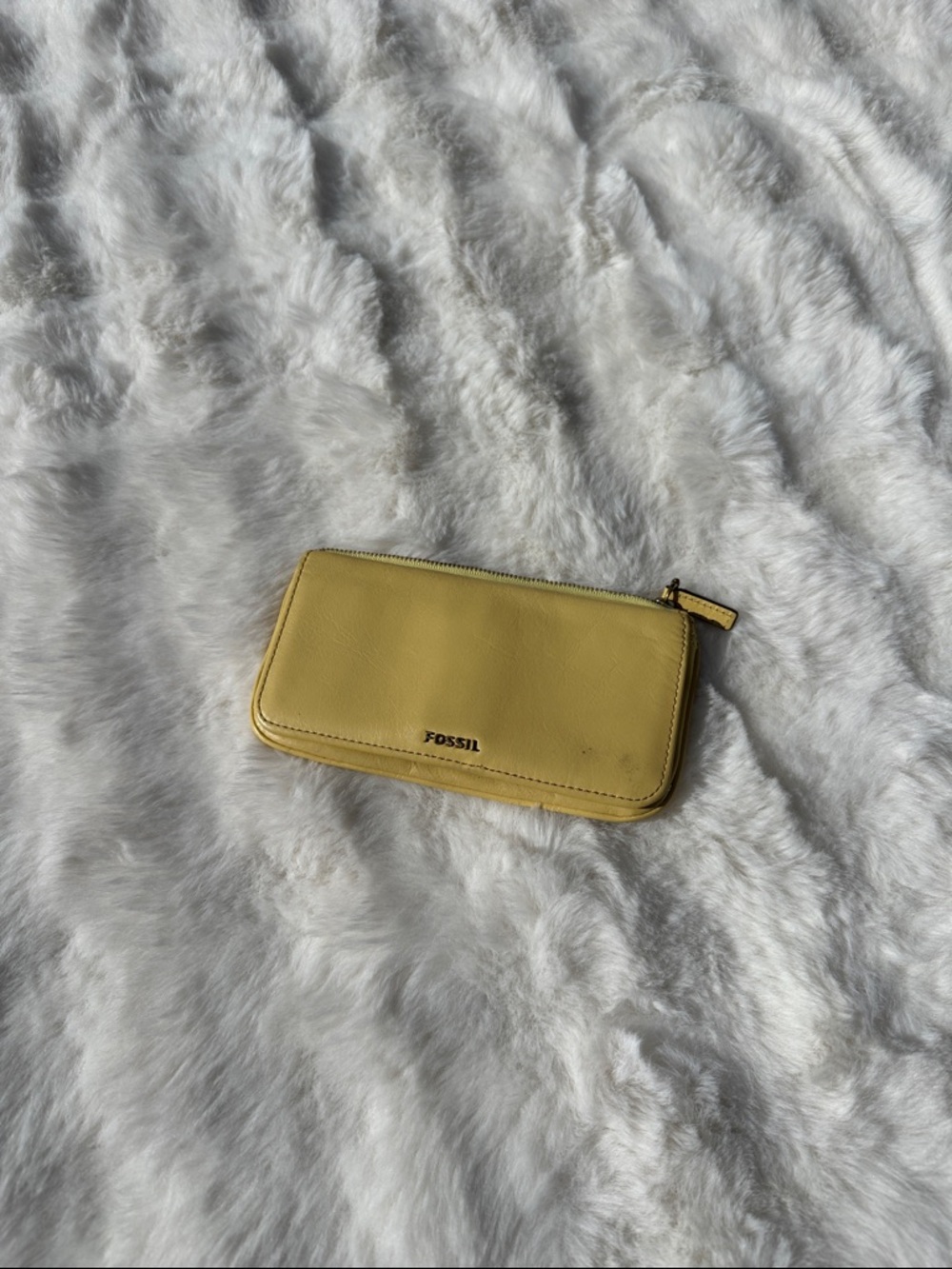 Fossil Lemon Yellow Zip leather wallet